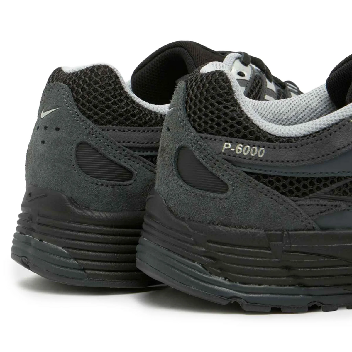Nike P-6000 Anthracite Metalic Silver Sneakers